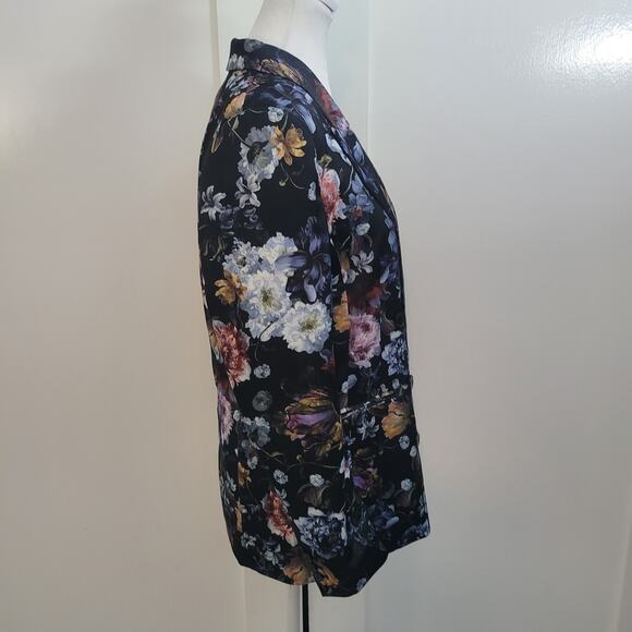 H&M Size 6 Satin Floral Blazer Black Structured Feminine Tailored Dark Coquette - Picture 2 of 8